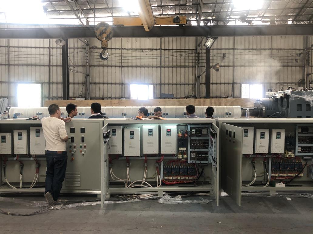 電磁加熱器用于塑料機械融蠟