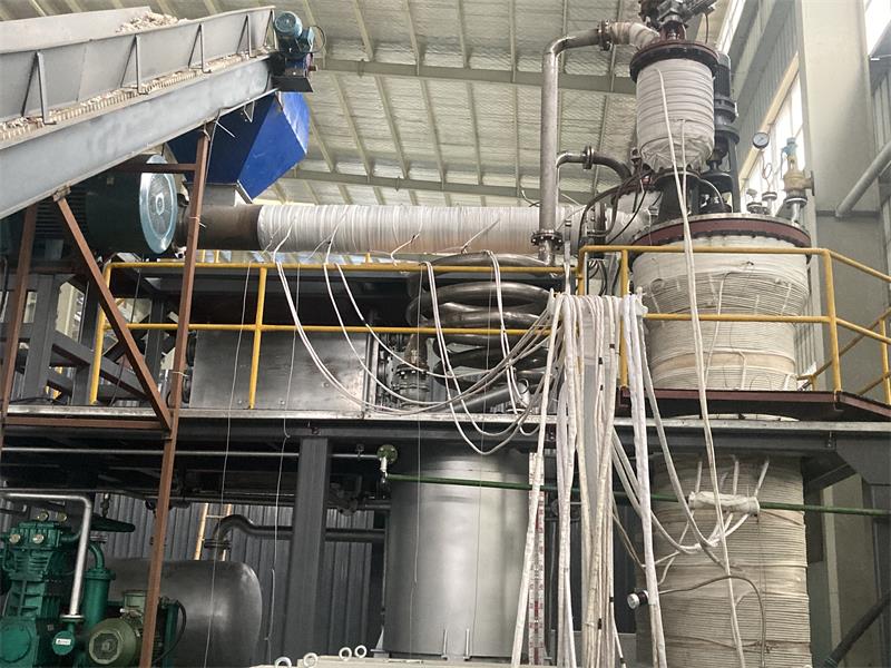 什么樣的廢塑裂解煉油加熱裝置，竟然需要十幾萬一套？.jpg
